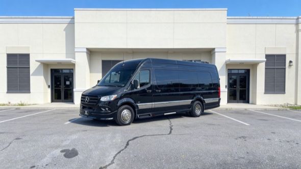 15 passenger sprinter van wilmington