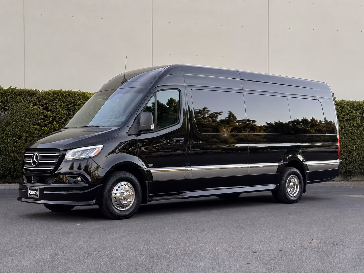 wilmington 10 passenger sprinter van